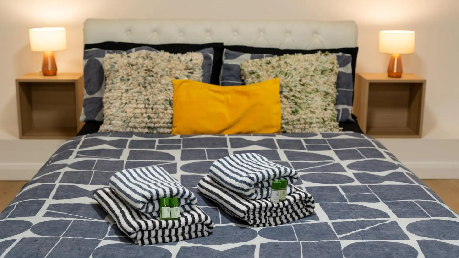 Urbanvogue Apartment In City Centre Up To 5 People Brighton